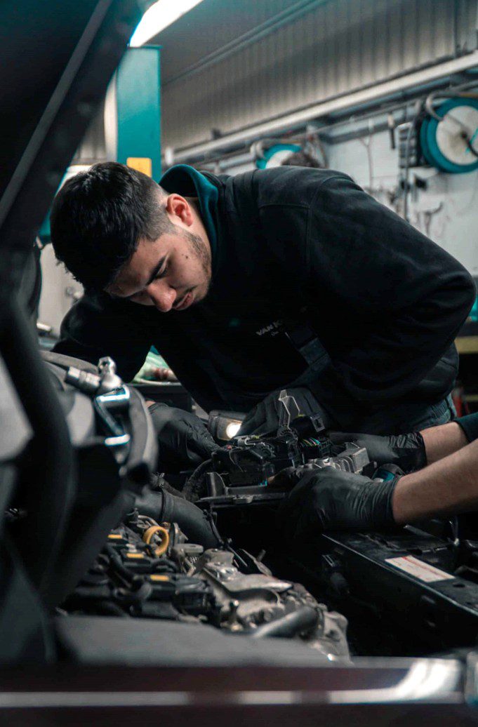 Maintenance and servicing of a private vehicle in Denmark